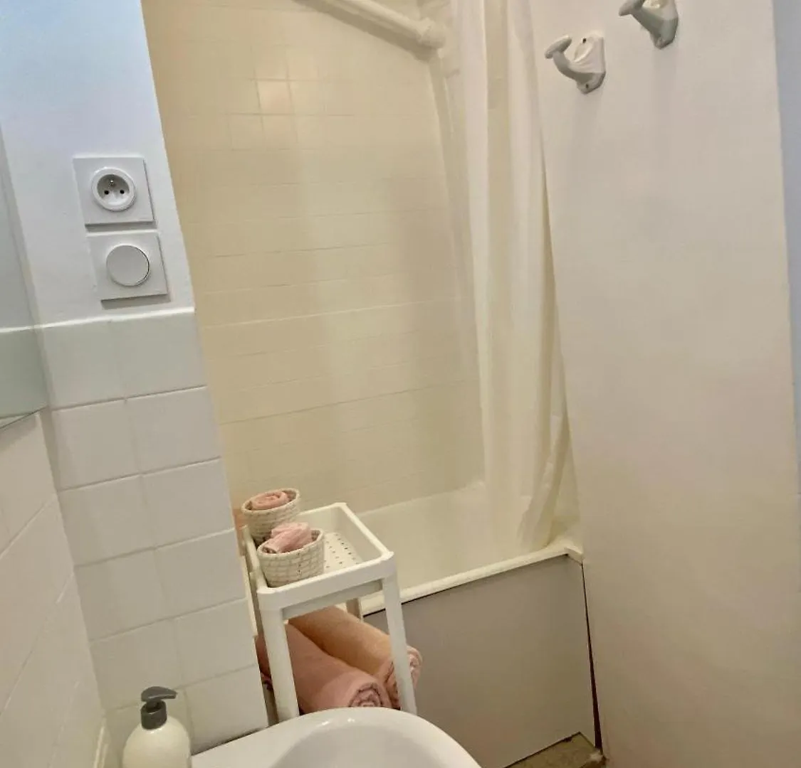 Apartamento Lovely Parisian Condorcet Paris